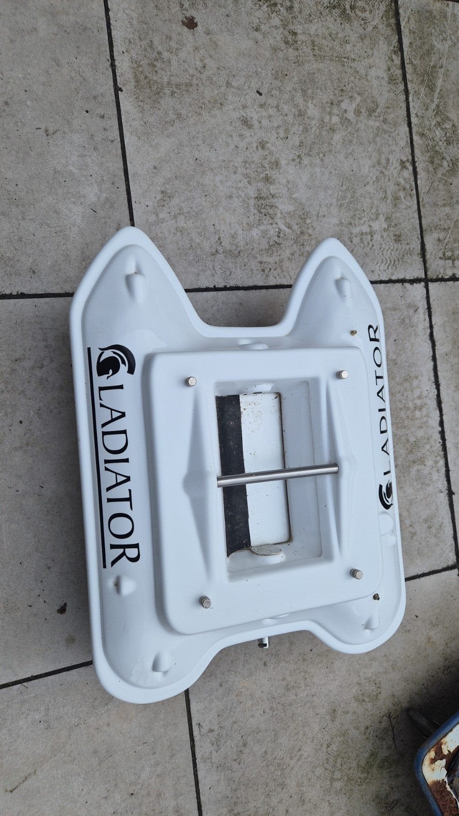 Te koop gladiator voerboot, met raymarine dragonfly, Ophalen of Verzenden, Gebruikt, Overige typen