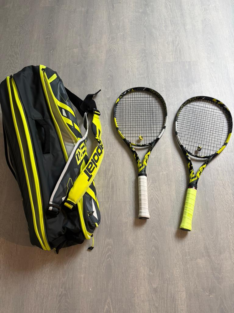 Babolat Pure Aero rackets en tas, Sport en Fitness, Tennis, Ophalen, L4, Zo goed als nieuw, Racket