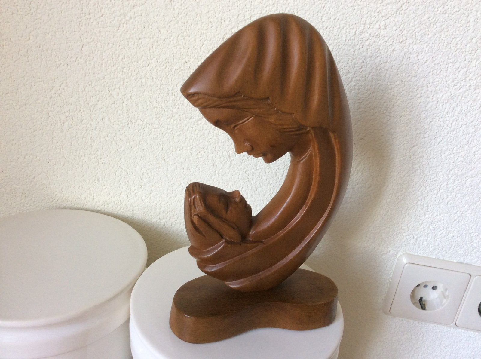 Vintage teak houten beeld,moeder met kind., Antiek en Kunst, Kunst | Beelden en Houtsnijwerken, Ophalen of Verzenden, Hout, Beeld