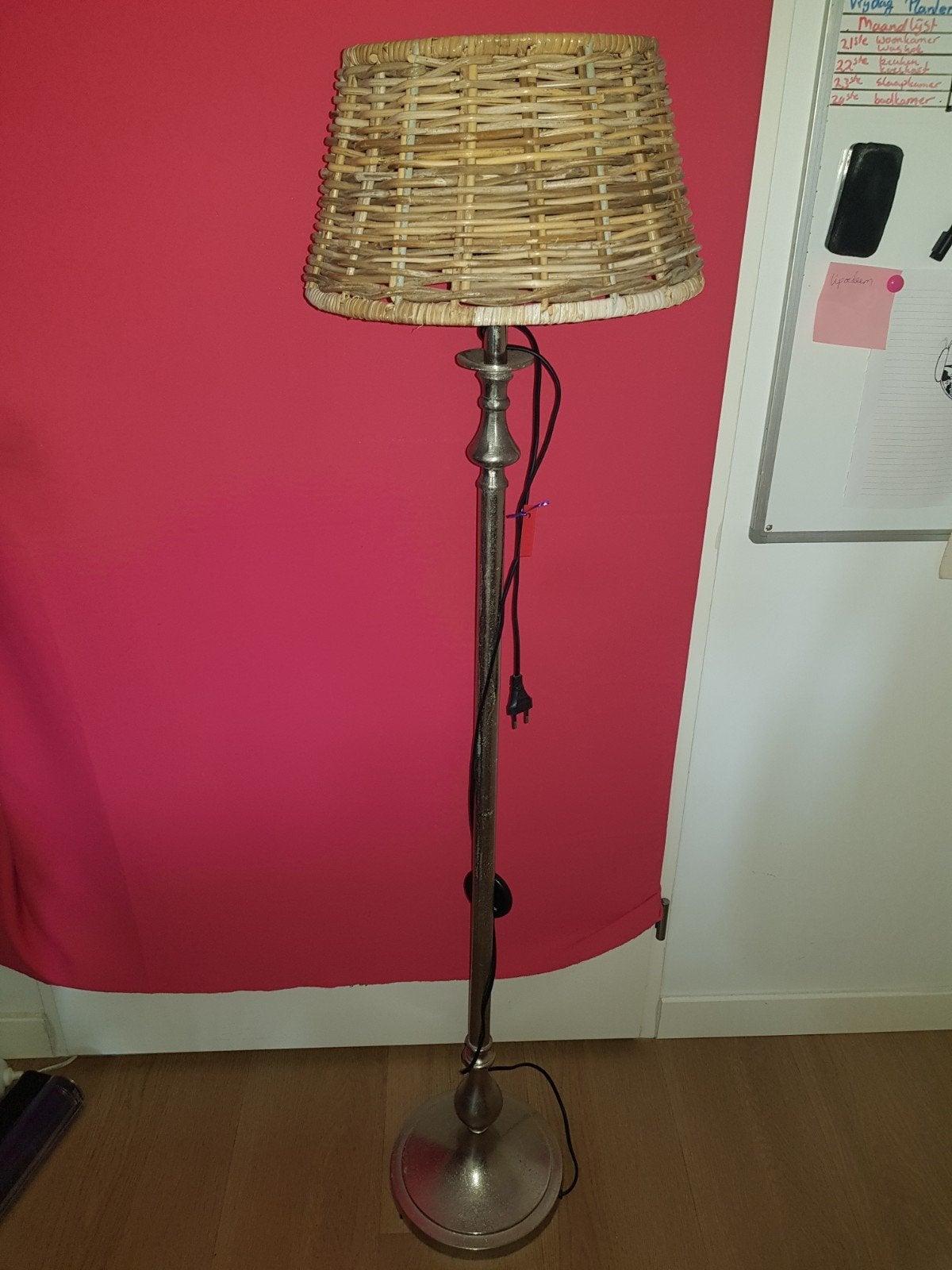 Lamp (330), Huis en Inrichting, Lampen | Vloerlampen, Ophalen, Minder dan 100 cm