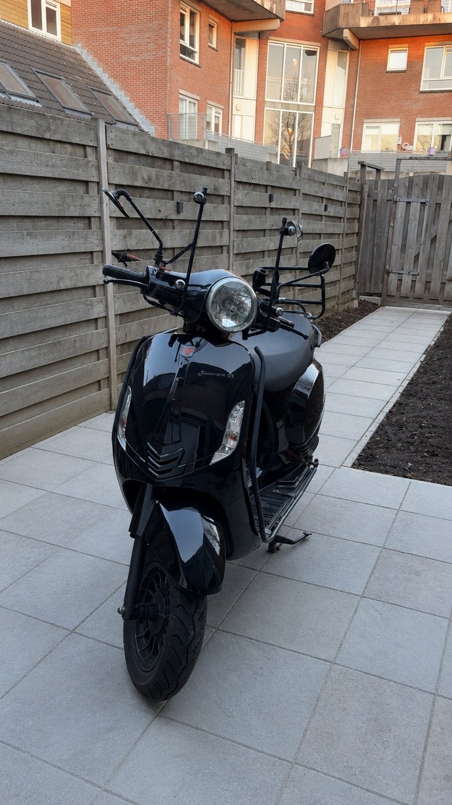 La Souris Sourini S - Geel kenteken, Fietsen en Brommers, Snorfietsen en Snorscooters, Zo goed als nieuw, Benzine, Ophalen, Overige merken