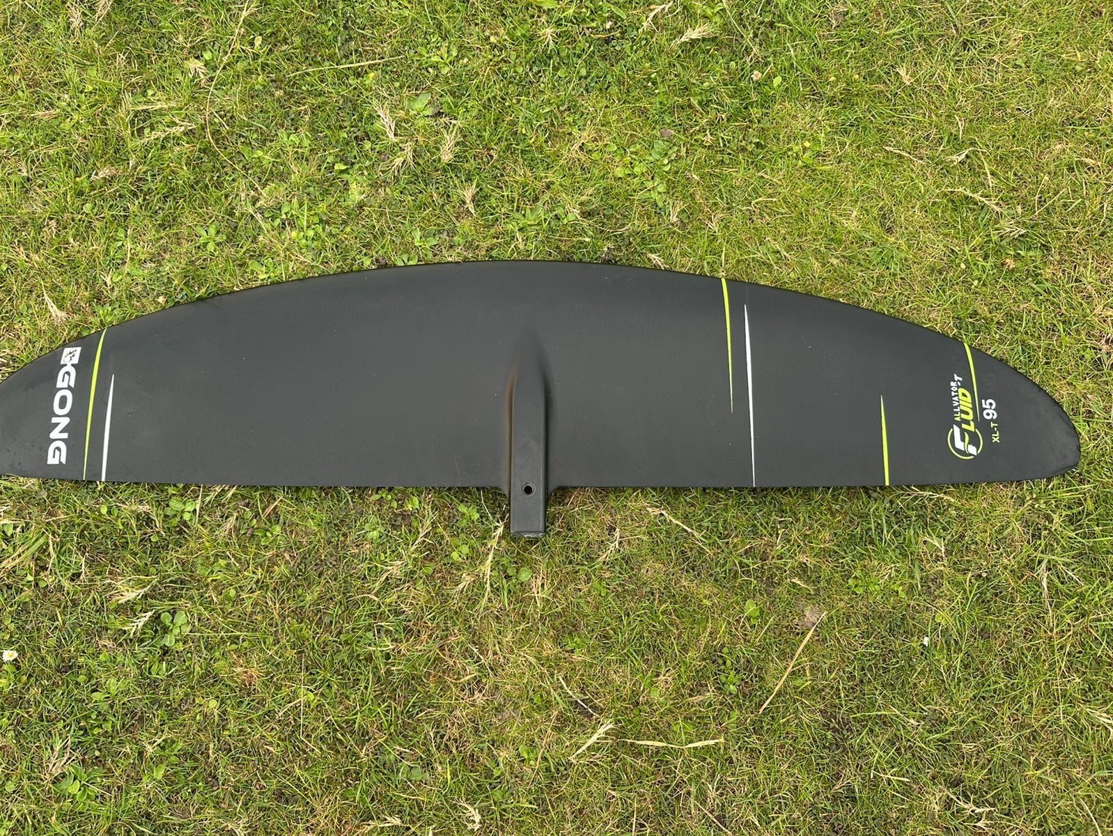 Gong alvator fluid xl T frontwing, Watersport en Boten, Wingsurfen, Ophalen, Zo goed als nieuw, Wingsurf-hydrofoil