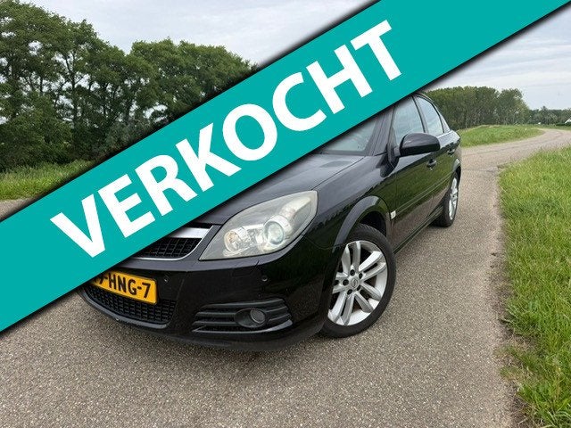 Opel Vectra GTS 2.2-16V Executive clima navi 196261 km nap b, Auto's, Opel, Gebruikt, 4 cilinders, 715 kg, Leder en Stof