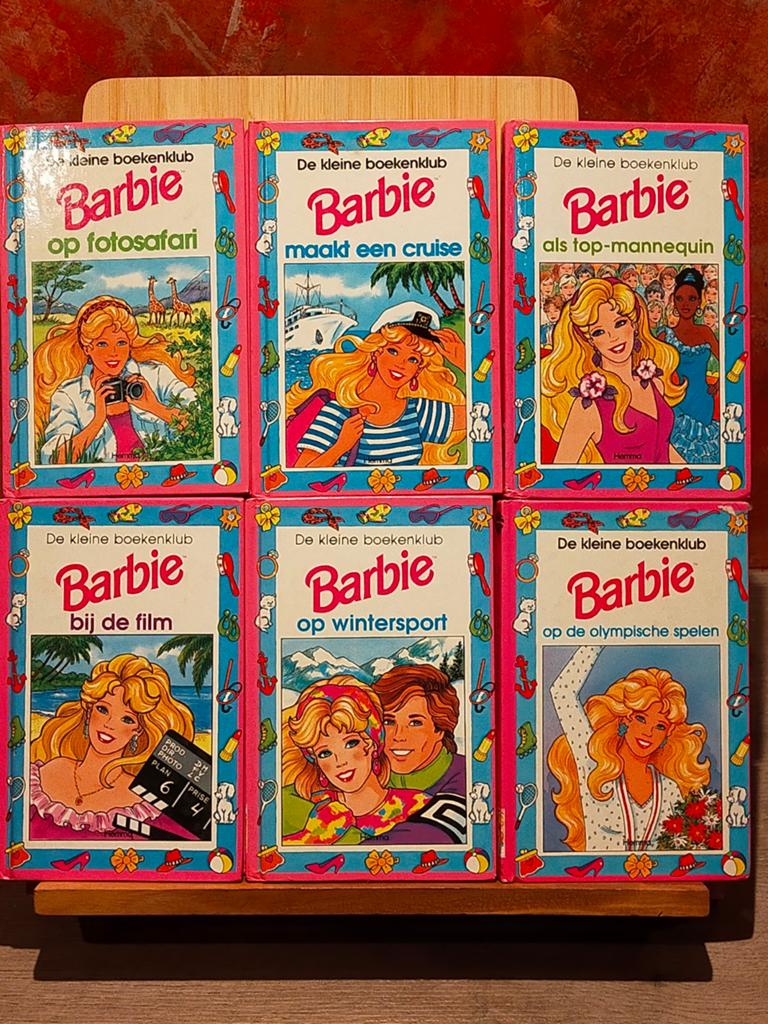 Barbie boeken - De kleine boekenclub (6 stuks), Ophalen of Verzenden, Zo goed als nieuw, Mattel, Fictie