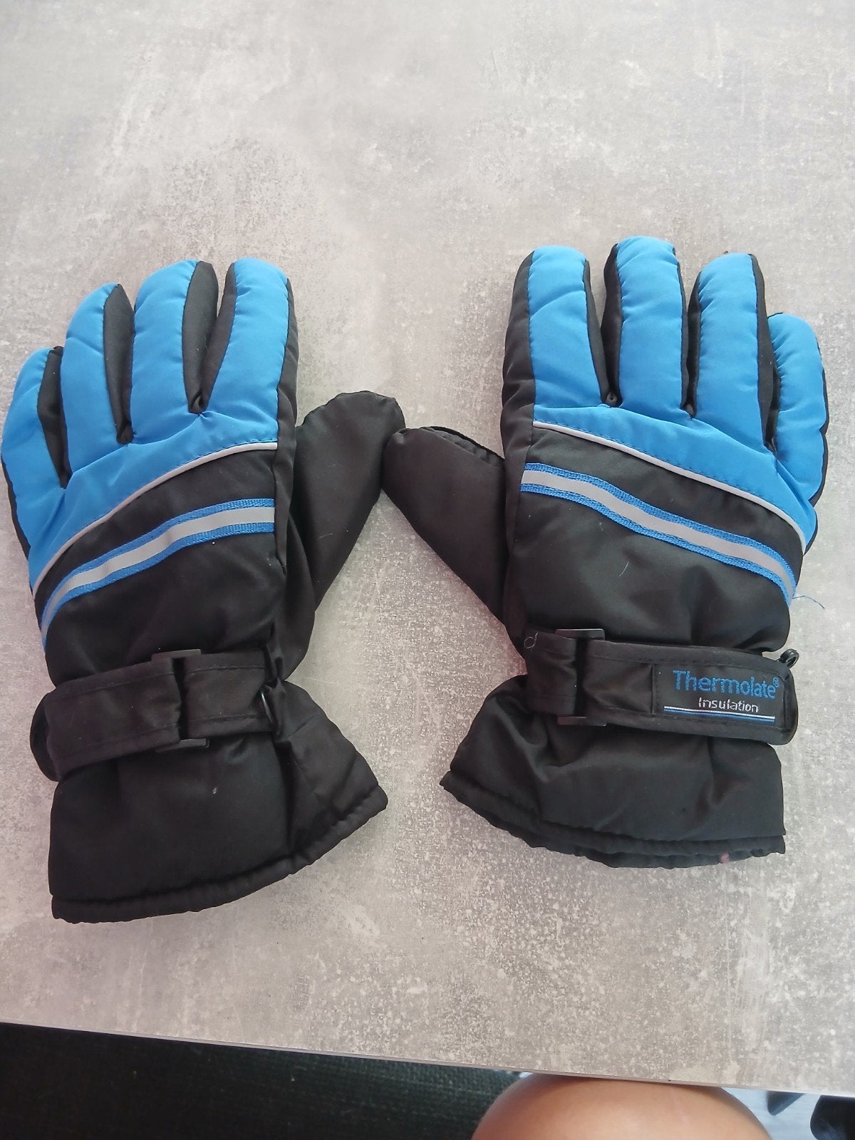 Warme skihandschoenen met Thinsulate isolatie, Thermolate Insulation, Ophalen of Verzenden, Zo goed als nieuw, Handschoenen