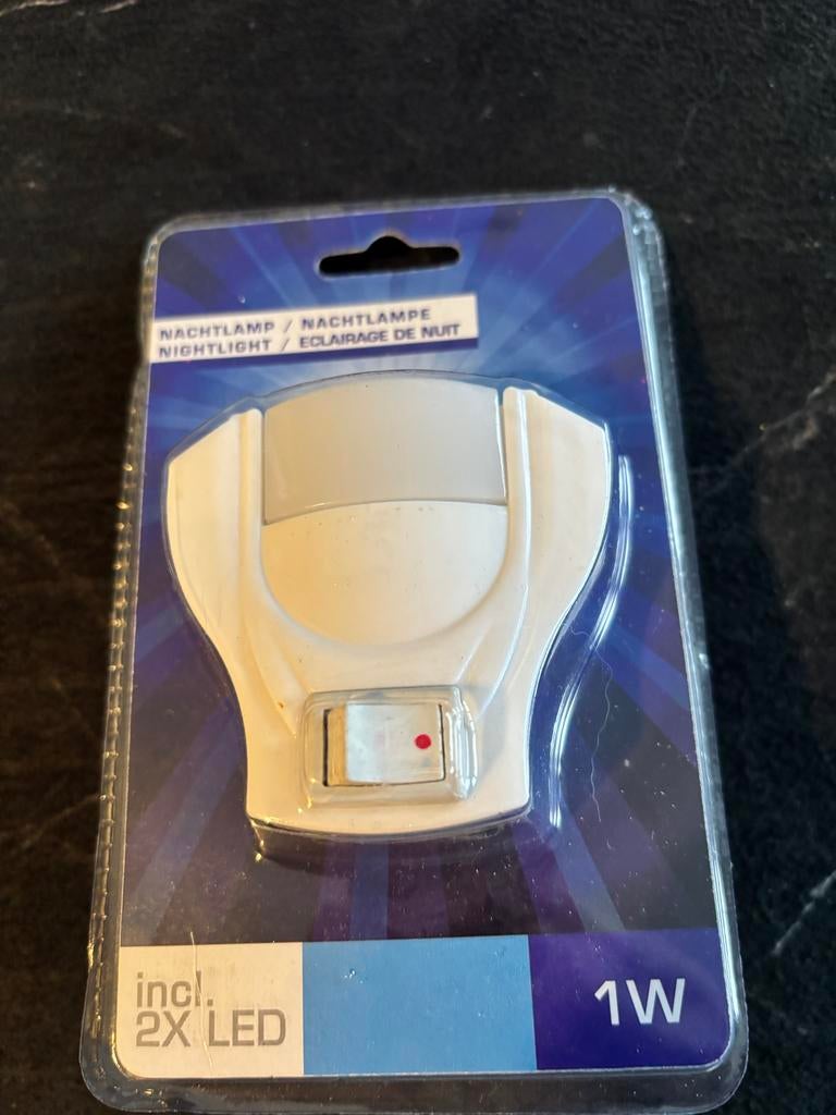 Nachtlampje voor in stopcontact - 1W LED, Huis en Inrichting, Lampen | Wandlampen, Ophalen of Verzenden, Zo goed als nieuw