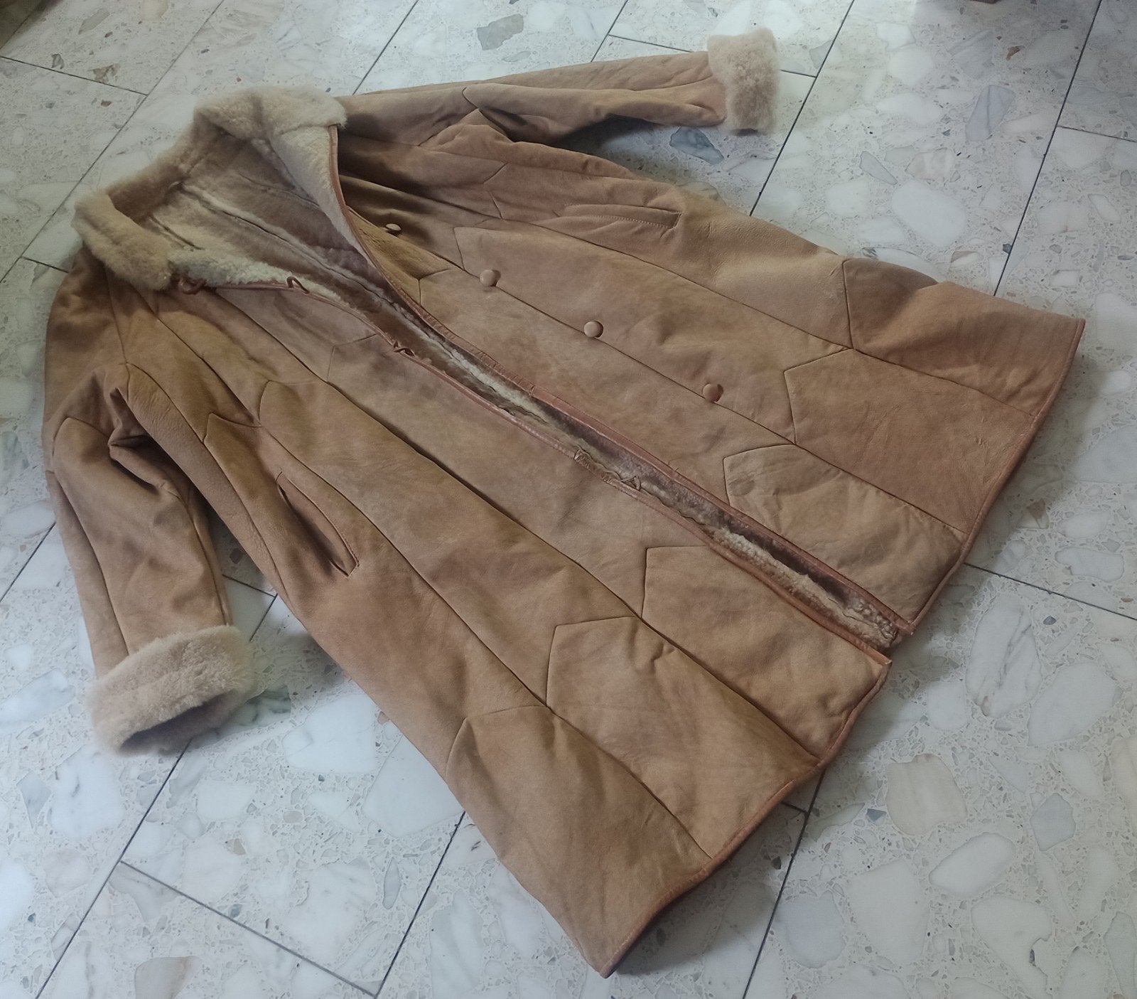 Lammycoat van suède en vacht - Maat 44, Ophalen of Verzenden, Gedragen, Maat 42/44 (L), Bruin