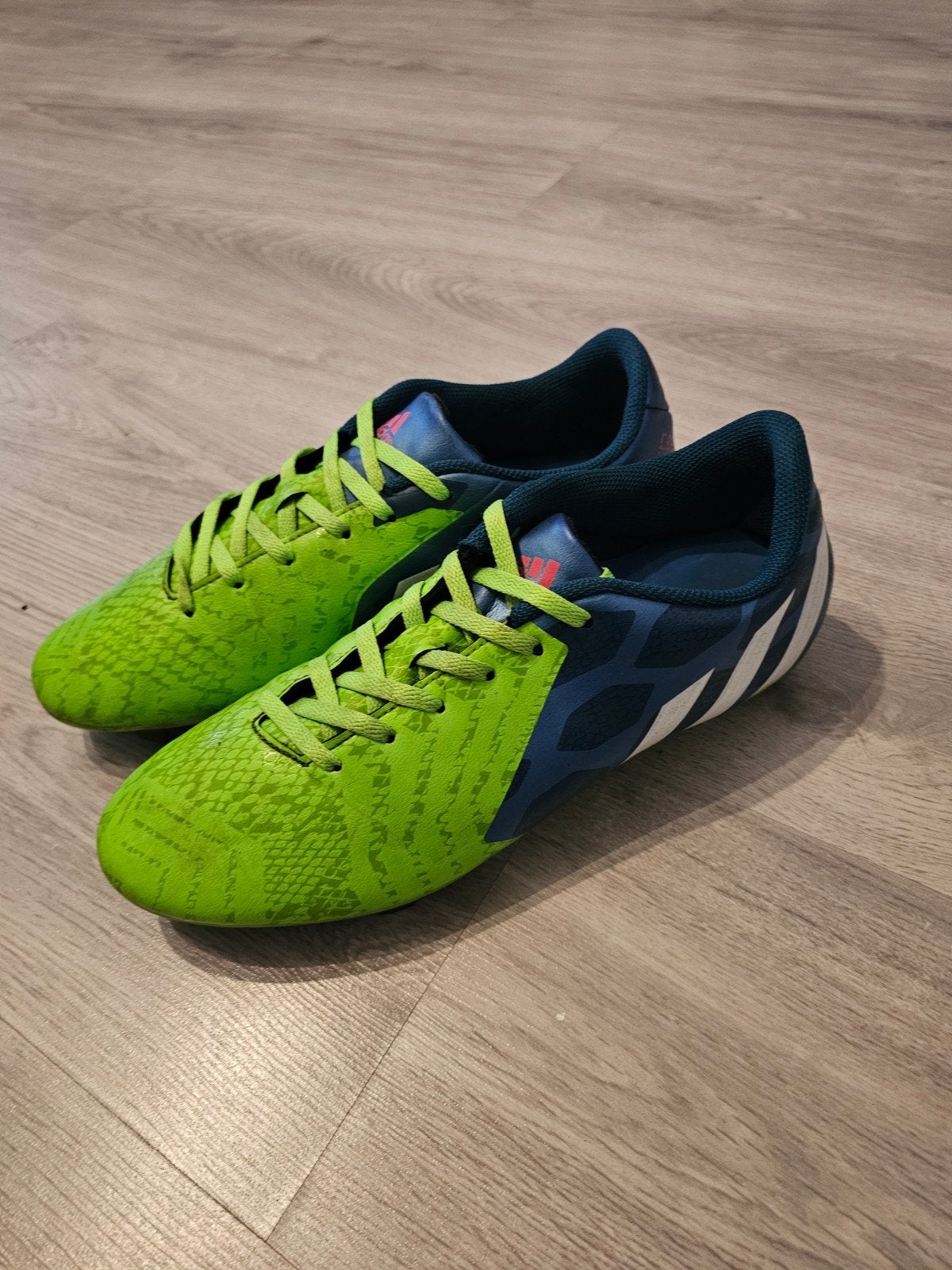 Adidas Predator Instinct voetbalschoenen - Maat 43  1/2, Ophalen of Verzenden, Zo goed als nieuw, Schoenen