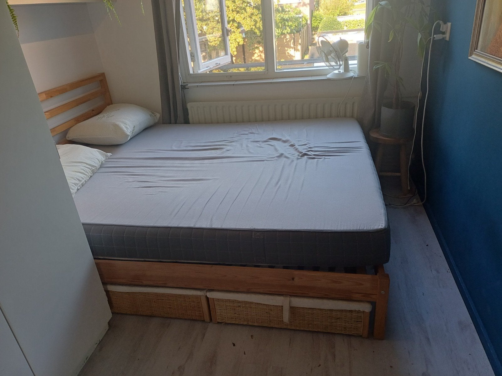 IKEA Tarva bedframe 160x200 cm met lattenbodem, Ophalen, Beige, Tweepersoons, 200 cm
