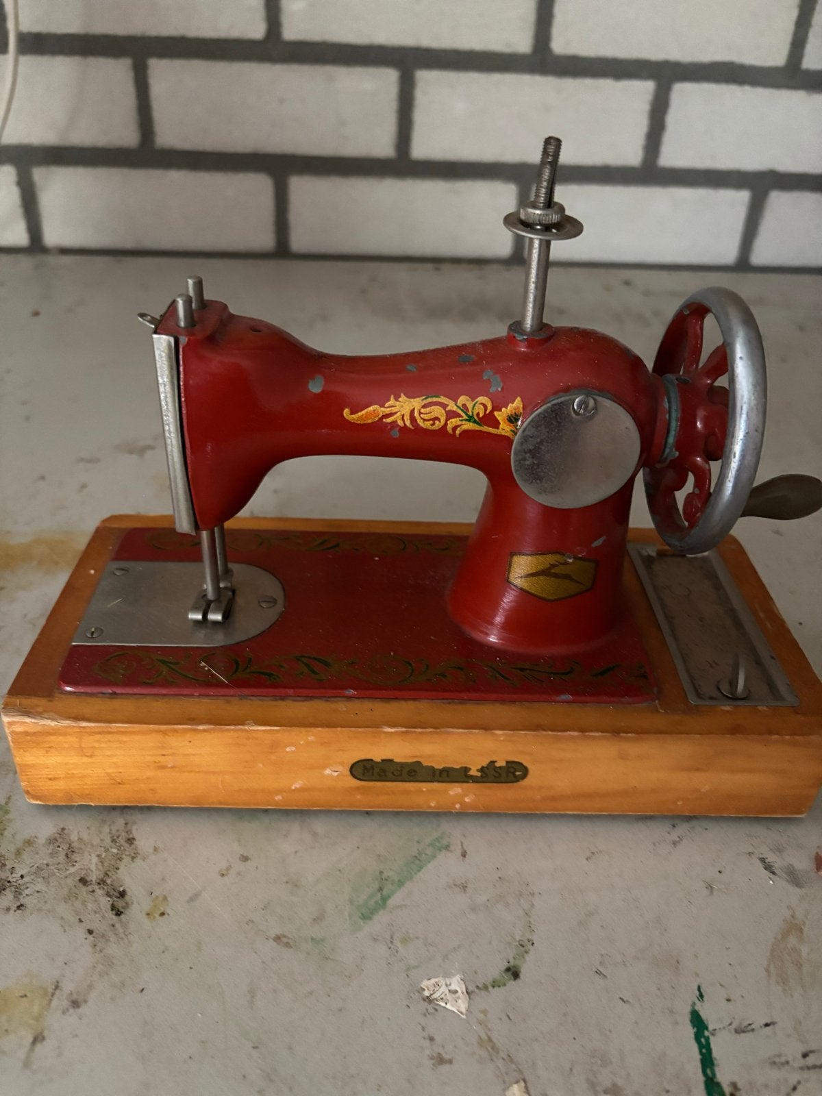Antieke Kinder Naaimachine - Decoratief Rood, Antiek en Kunst, Antiek | Naaimachines, Ophalen