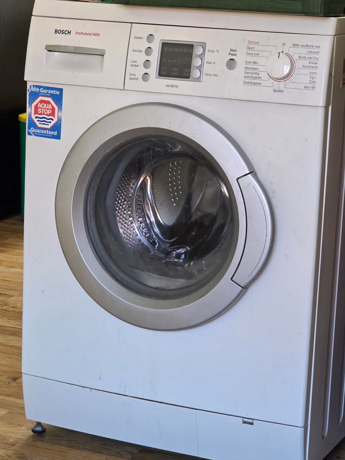 Bosch ProFutura 1400 Wasmachine - Poederbakje defect, Gebruikt, Voorlader, 85 tot 90 cm, 1200 tot 1600 toeren