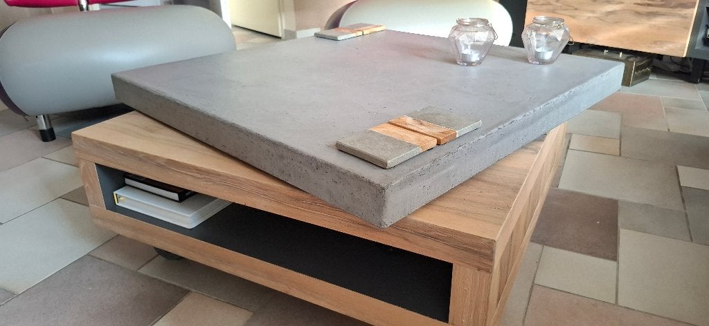 XOOON salontafel - betonnen blad met wild eiken onderstel, Ophalen, 50 tot 100 cm, Vierkant, Industrieel, Modern