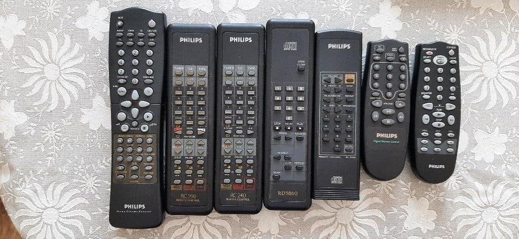 PHILIPS audio/video afstandsbedieningen, Ophalen of Verzenden, Refurbished, Receiver of Versterker, Met display