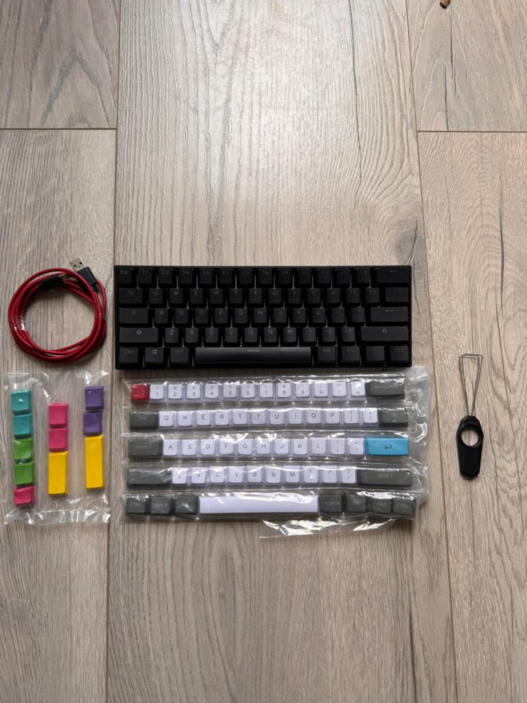 Anne Pro 2 - 60% keyboard (Gateron Brown) + Extra Keycaps, Computers en Software, Toetsenborden, Ophalen of Verzenden, Zo goed als nieuw