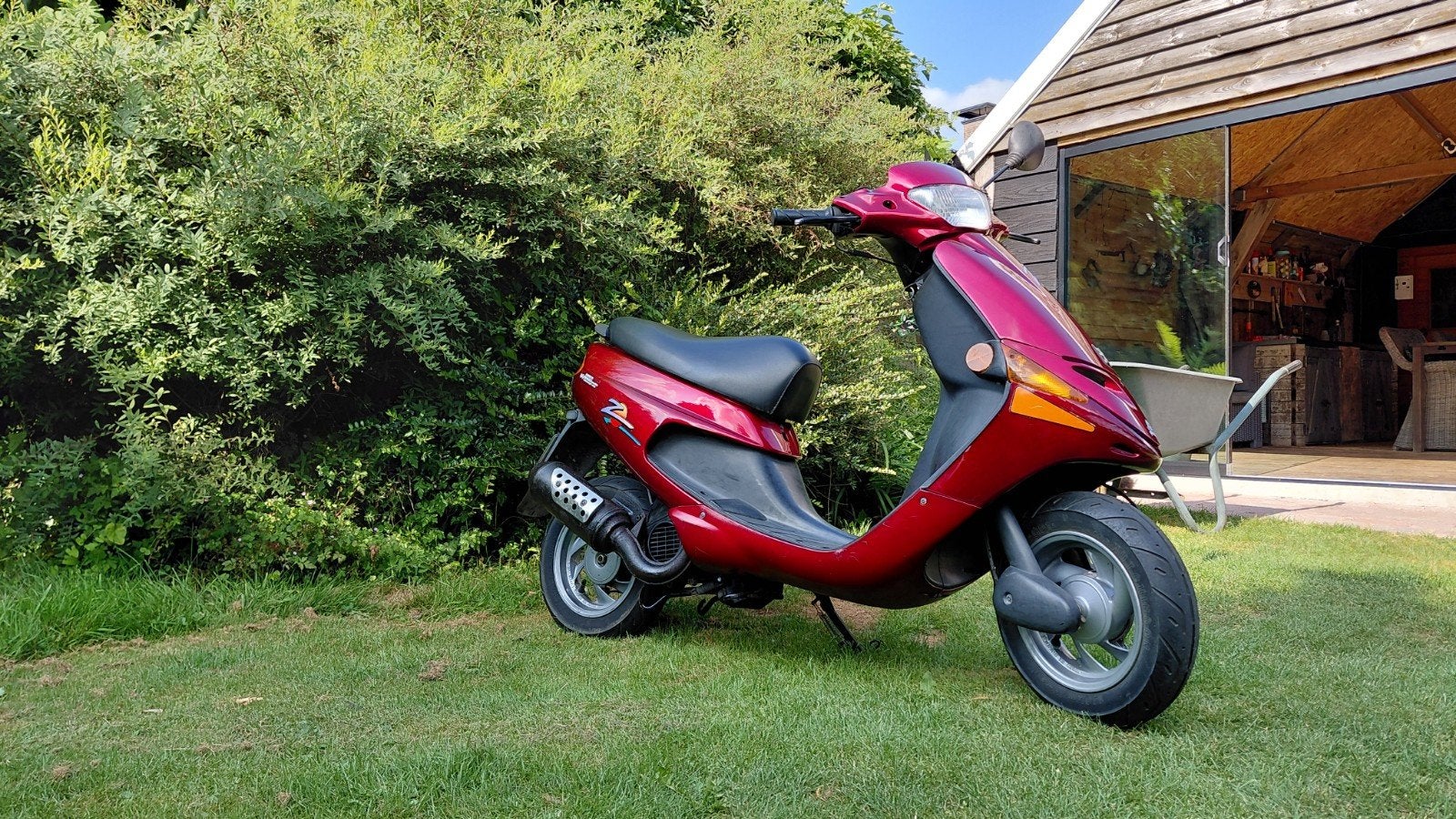 Brommer/snor Peugeot Zenith, Fietsen en Brommers, Scooters | Piaggio, Gebruikt, Overige modellen, Ophalen of Verzenden, Benzine