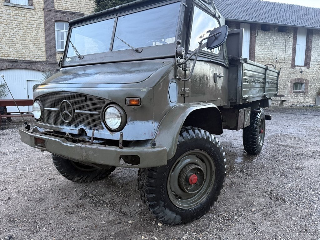 Mercedes-Benz Unimog 2.2 6 cylinder pas 30.000 km ! BJ 1962, Auto's, Lederen bekleding, Overige carrosserieën, Bedrijf, Handgeschakeld