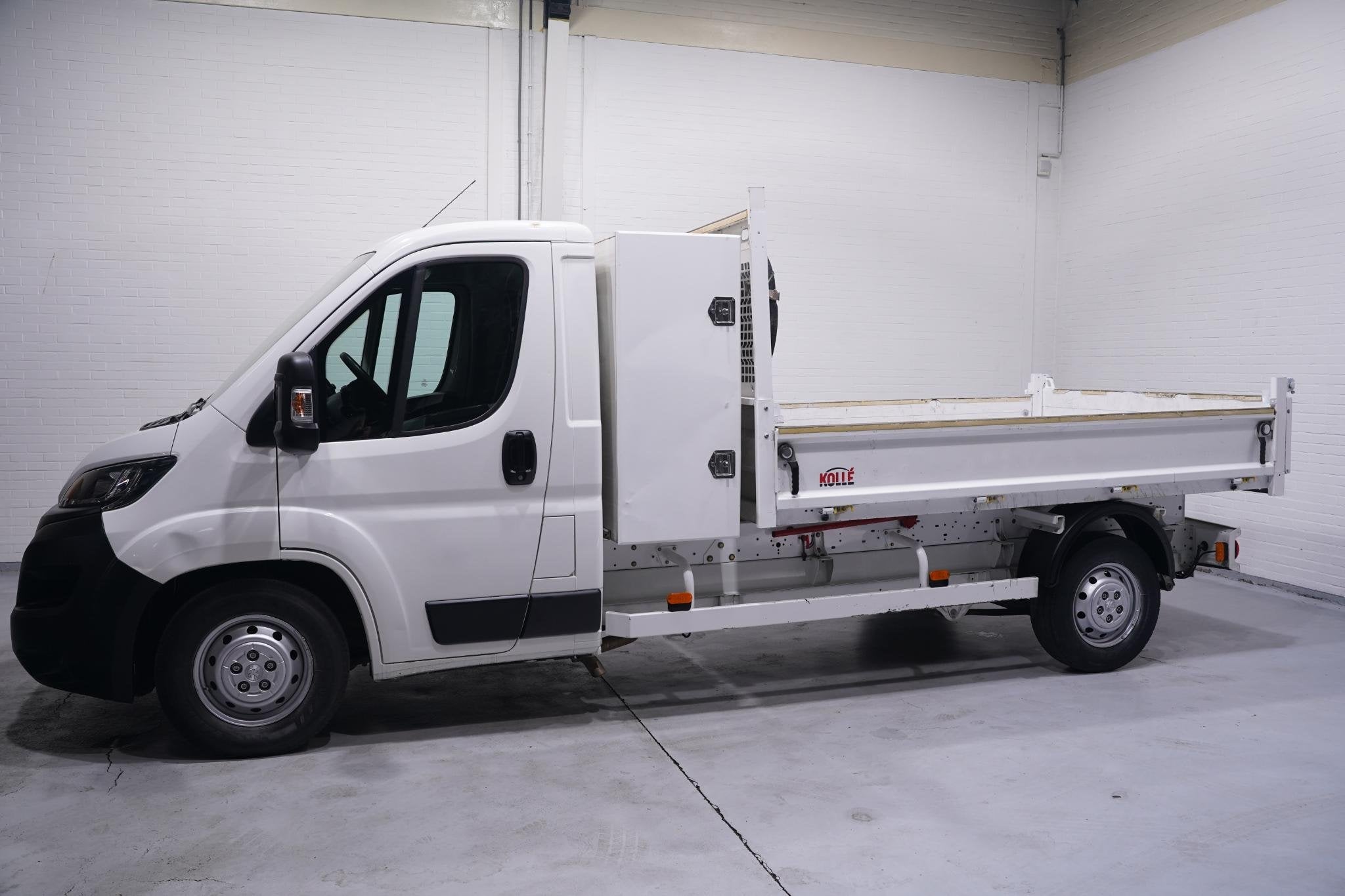 Peugeot Boxer 2.0 HDI 130 pk L4 Kipper Airco, Navi Cruise Co, Voorwielaandrijving, Stof, Gebruikt, 4 cilinders