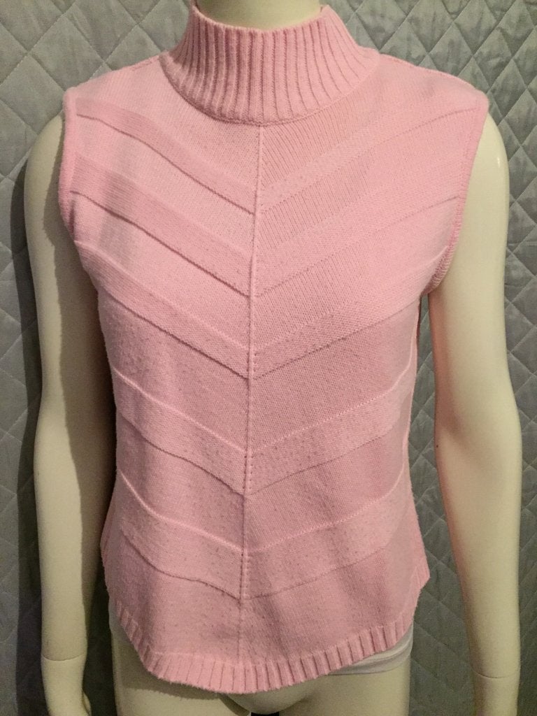 Raspberry gebreide twinset maat L (1B10), Tweedehands verkoop, Ophalen of Verzenden, Roze, Tweedehands verkoop
