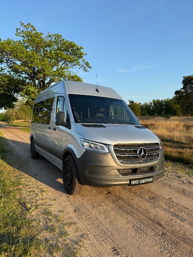 Mercedes Sprinter unieke buscamper, opklapbare lengtebedden!, Caravans en Kamperen, Automaat, Chemisch toilet, Buscamper of Camperbus