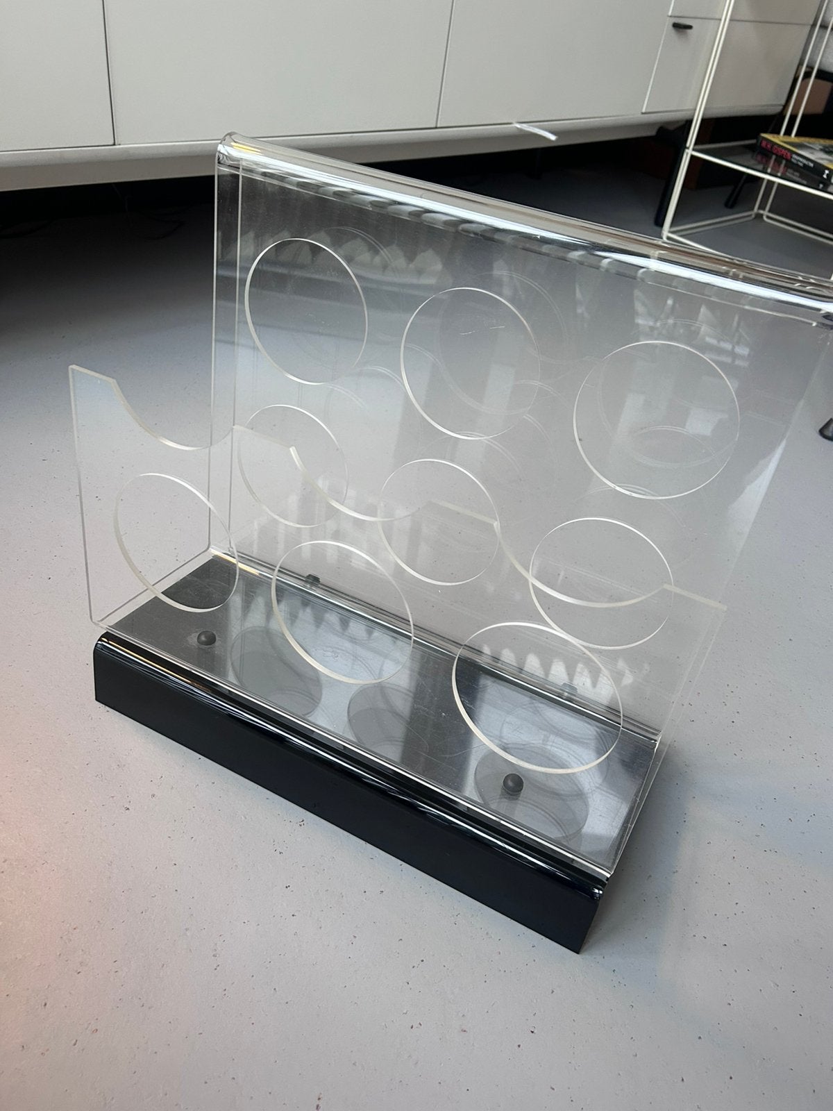 Vintage plexiglas wijnrek, Ophalen, Gebruikt, Minder dan 50 cm
