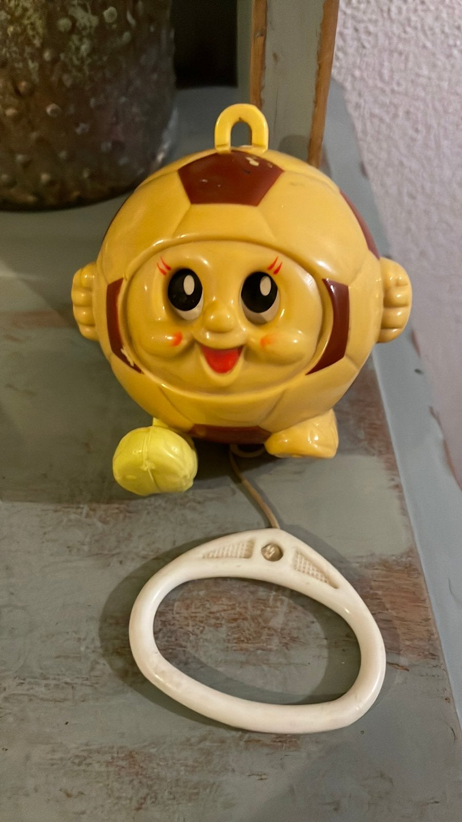 Vintage Muziekdoosje Sankyo voetbal geel WK, Ophalen of Verzenden, Zo goed als nieuw, Overige typen