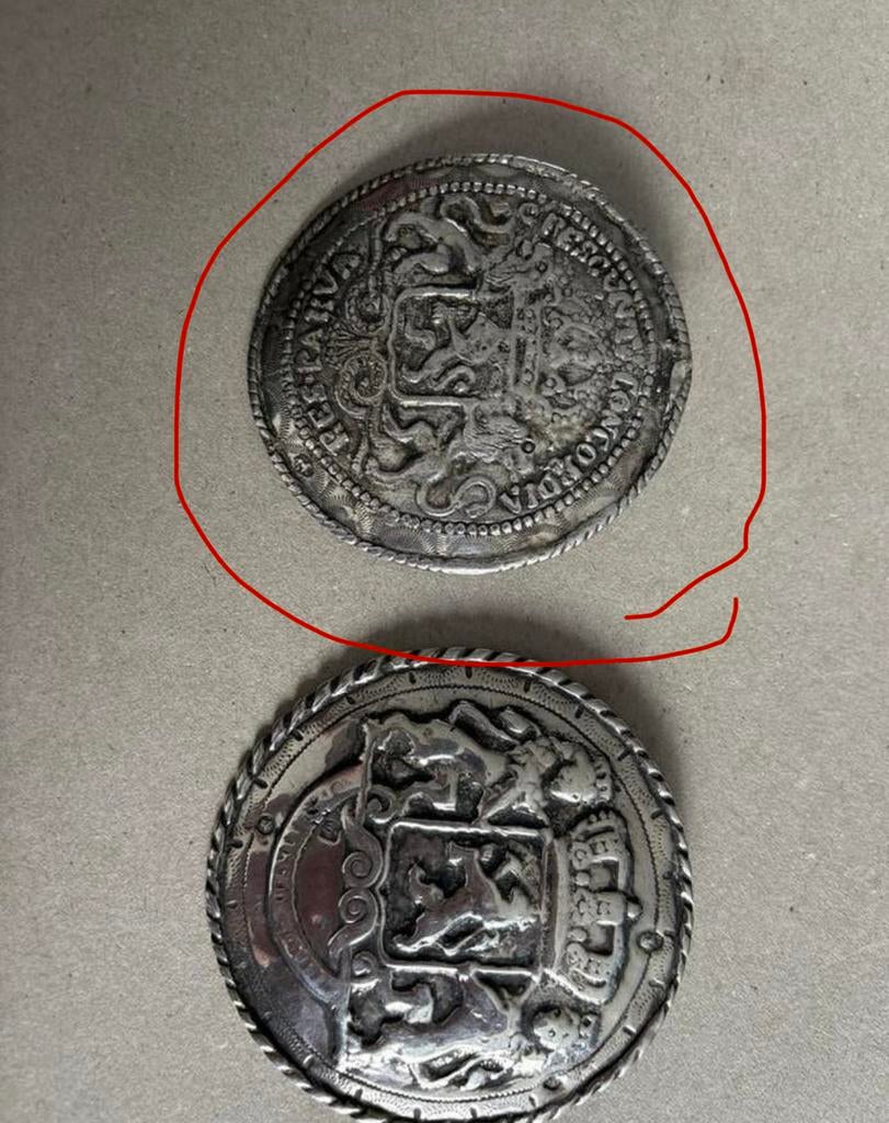 2 broekstukken te gebruiken als broche, Verzenden, Zilver
