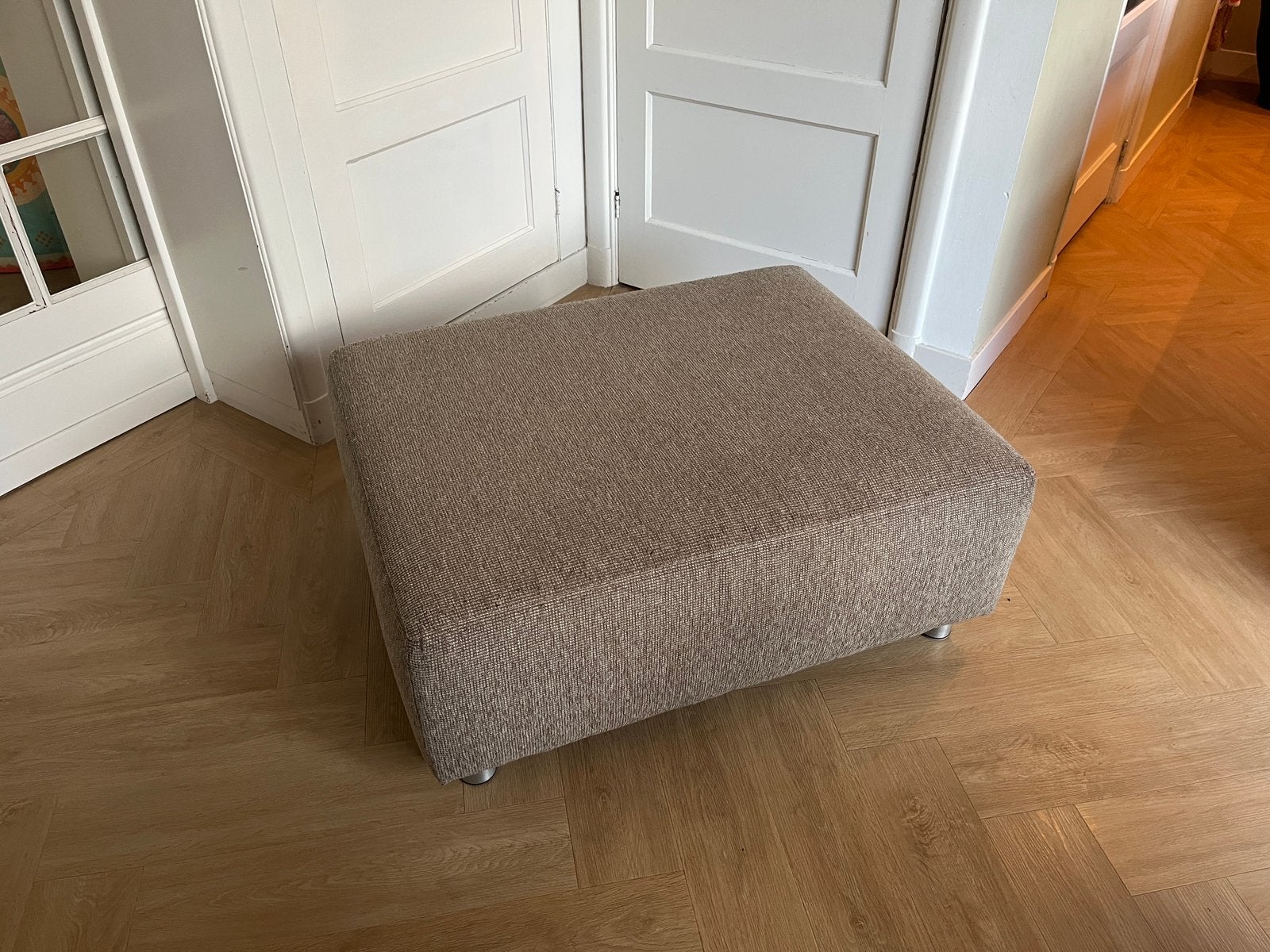 Mooie nette poef, Huis en Inrichting, Ophalen, Gebruikt, 75 tot 100 cm, 75 tot 100 cm