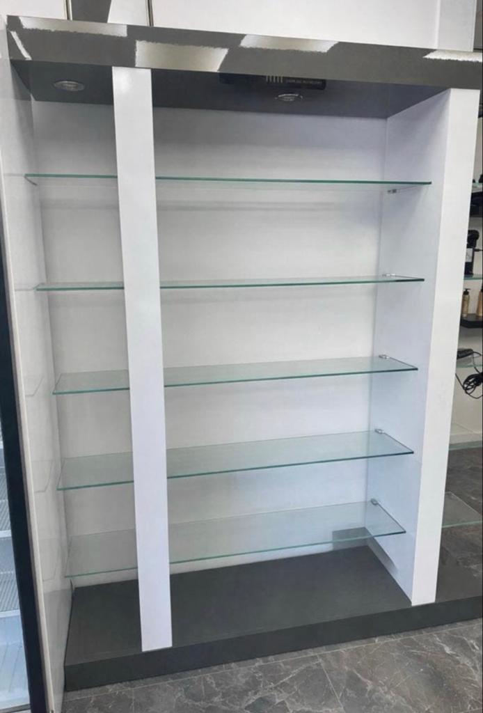 Stijlvolle Vitrinekast voor Kapperszaak/Salon - 200x160x40, Huis en Inrichting, Ophalen, Met plank(en), 200 cm of meer, 150 tot 200 cm
