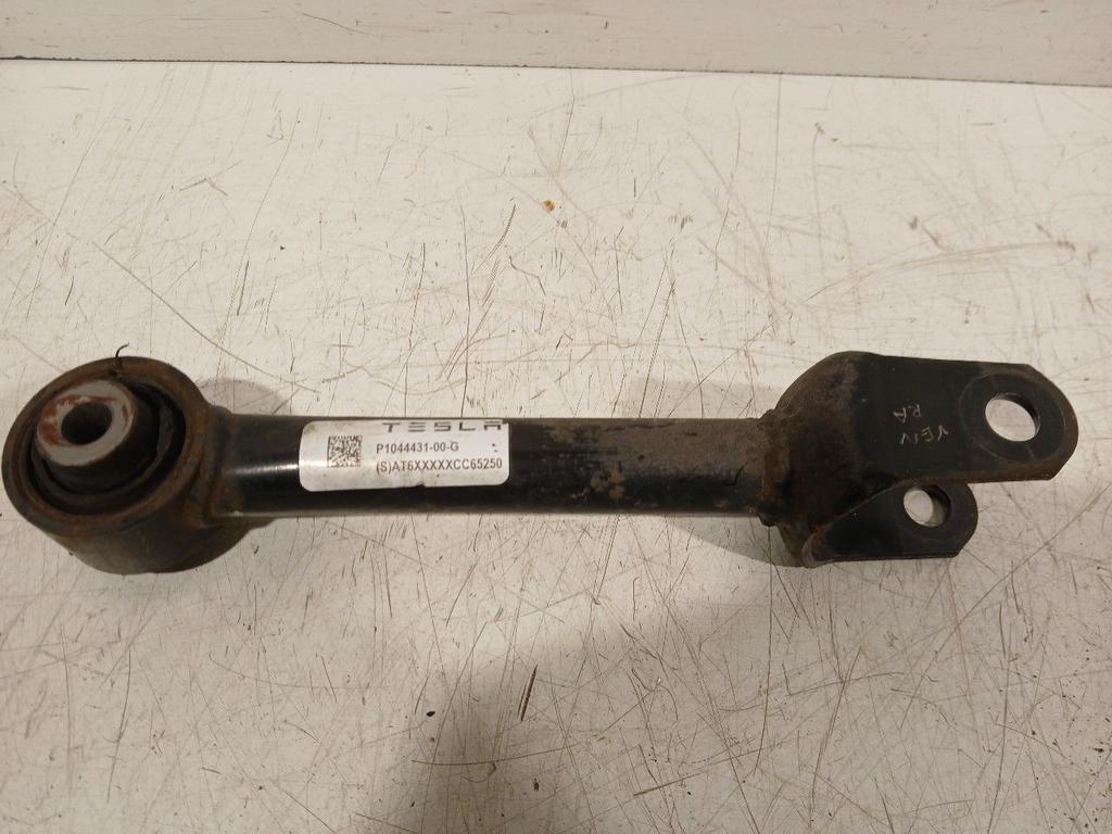 Draagarm rechts achter Tesla Model 3, Onderdelen@venauto.nl, Van der Ven Autorecycling B.V., Gebruikt, Ettenseweg 76, 4706 PB Roosendaal, The Netherlands