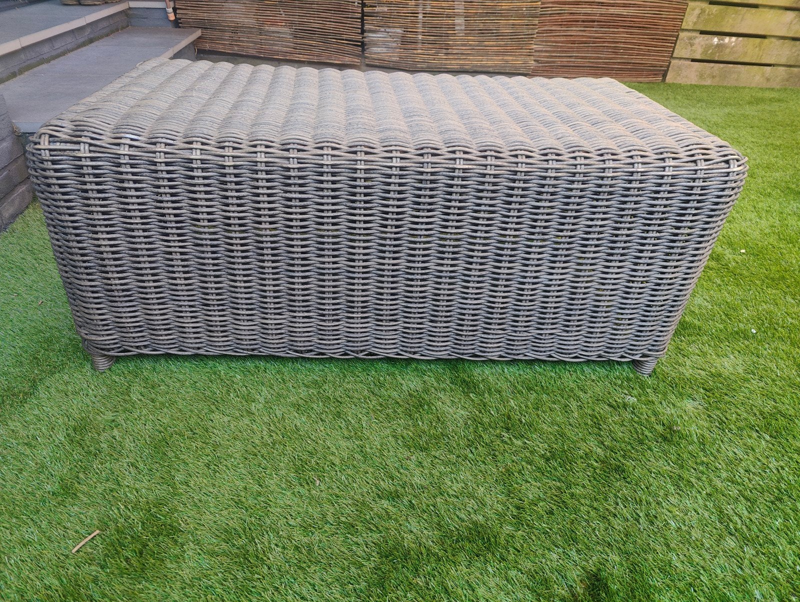 Wicker salontafel/voetenbank - Grijs, Tuin en Terras, Ophalen, Wicker