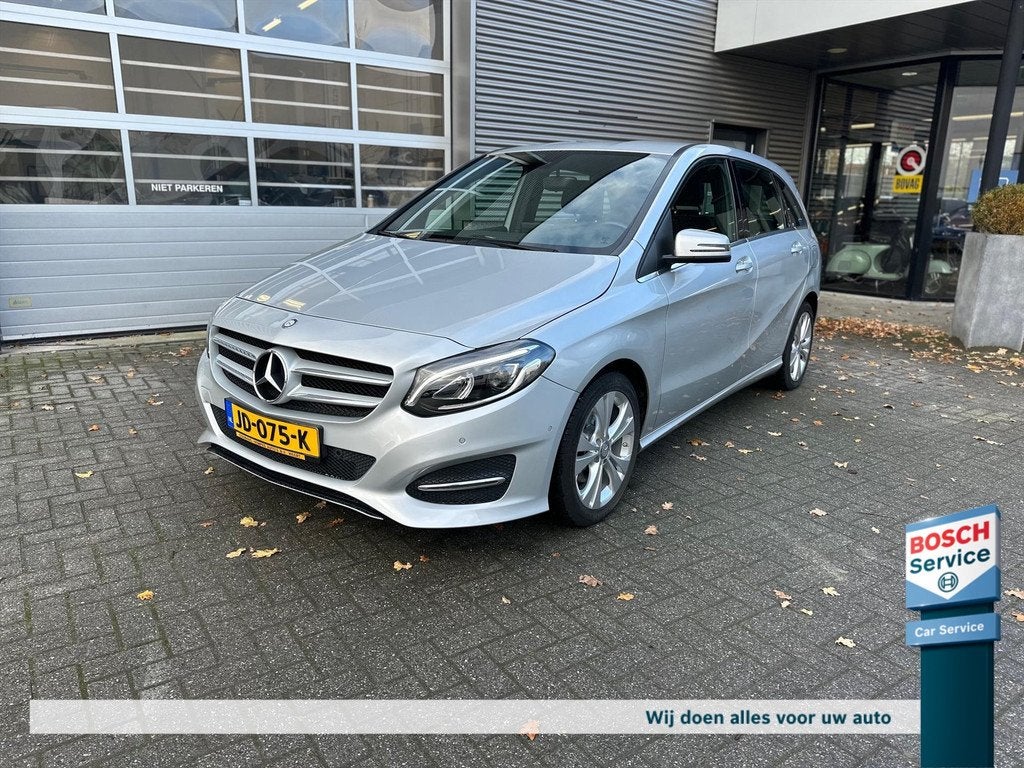 MERCEDES B-Klasse B180 122PK Prestige, 69000 KM !,NIEUWSTAAT, Auto's, Mercedes-Benz, Voorwielaandrijving, Gebruikt, 4 cilinders