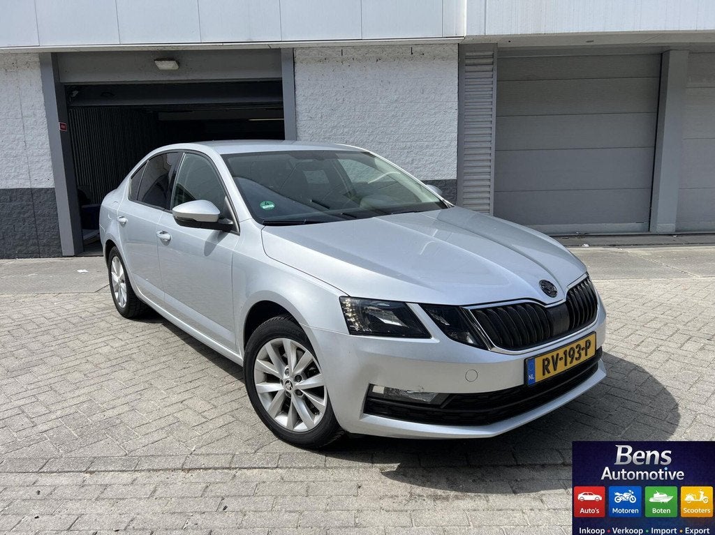 Skoda Octavia 1.0 TSI | Automaat | Camera | Airco | Apk |, Auto's, Gebruikt, Origineel Nederlands, Bedrijf, 3 cilinders