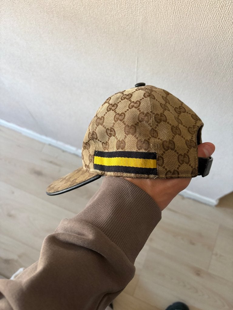 Gucci pet, Kleding | Heren, Ophalen, Gucci, Gedragen, Pet