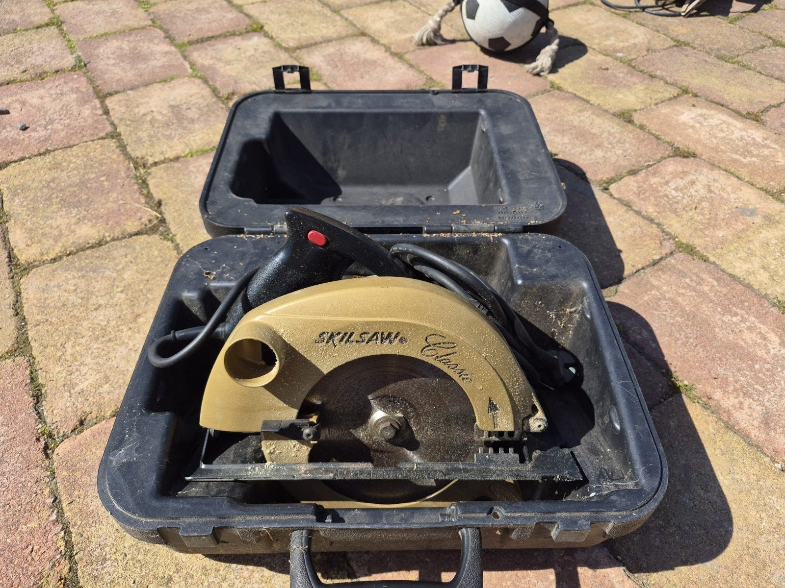 Skil Cirkelzaag 1350 Watt - Goed Werkend, Ophalen, Gebruikt, Cirkelzaag, 70 mm of meer