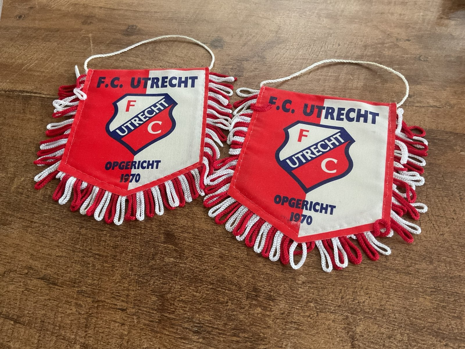 Voetbal vaantjes fc utrecht, Verzamelen, Ophalen of Verzenden, Zo goed als nieuw, F.C. Utrecht, Vaantje of Sjaal