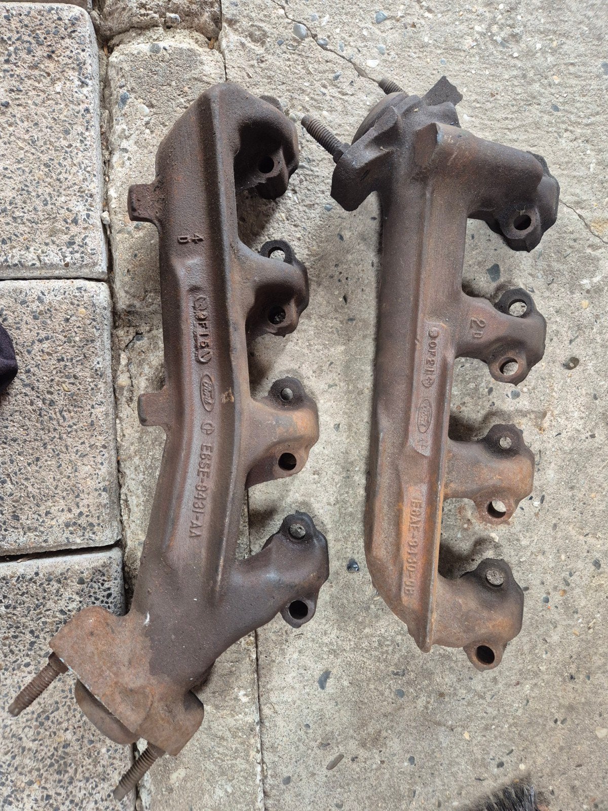 spruitstukken ford v8 302 spruit stukken, Ophalen, Ford