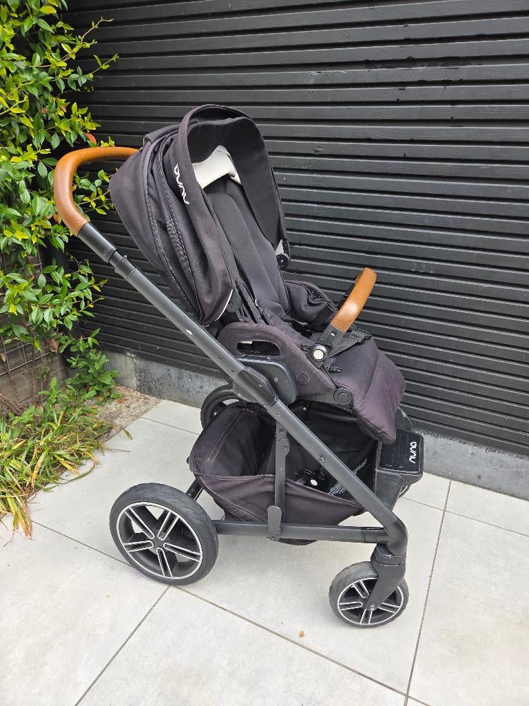 Kinderwagen 3 in 1 Nuna, Kinderen en Baby's, Kinderwagens en Combinaties, Gebruikt, Verstelbare duwstang, Combiwagen, Ophalen