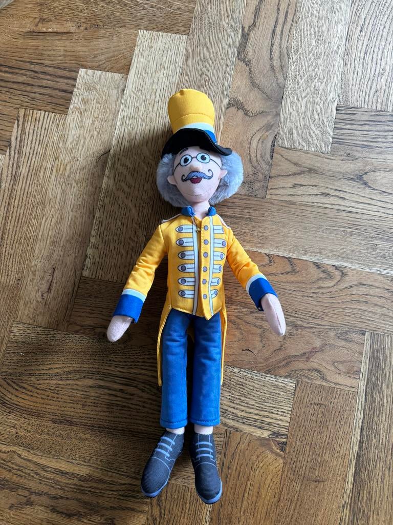 Knuffel Meneer Kaasschaaf Julianatoren 40cm, Ophalen of Verzenden, Zo goed als nieuw