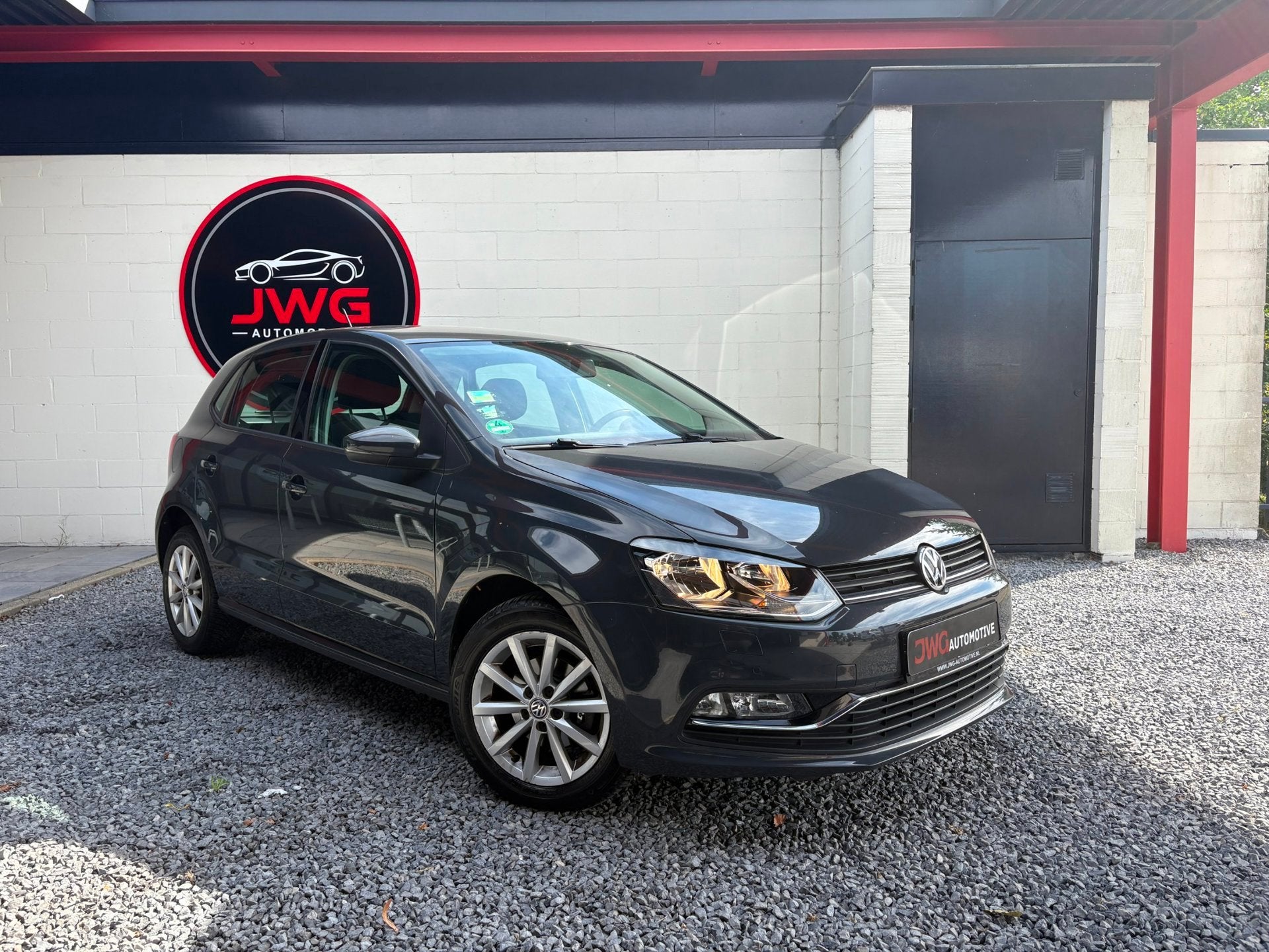 Volkswagen Polo 1.2 TSI Highline Airco/Parkeersensoren/Stoel, Stof, Gebruikt, Zwart, 4 cilinders