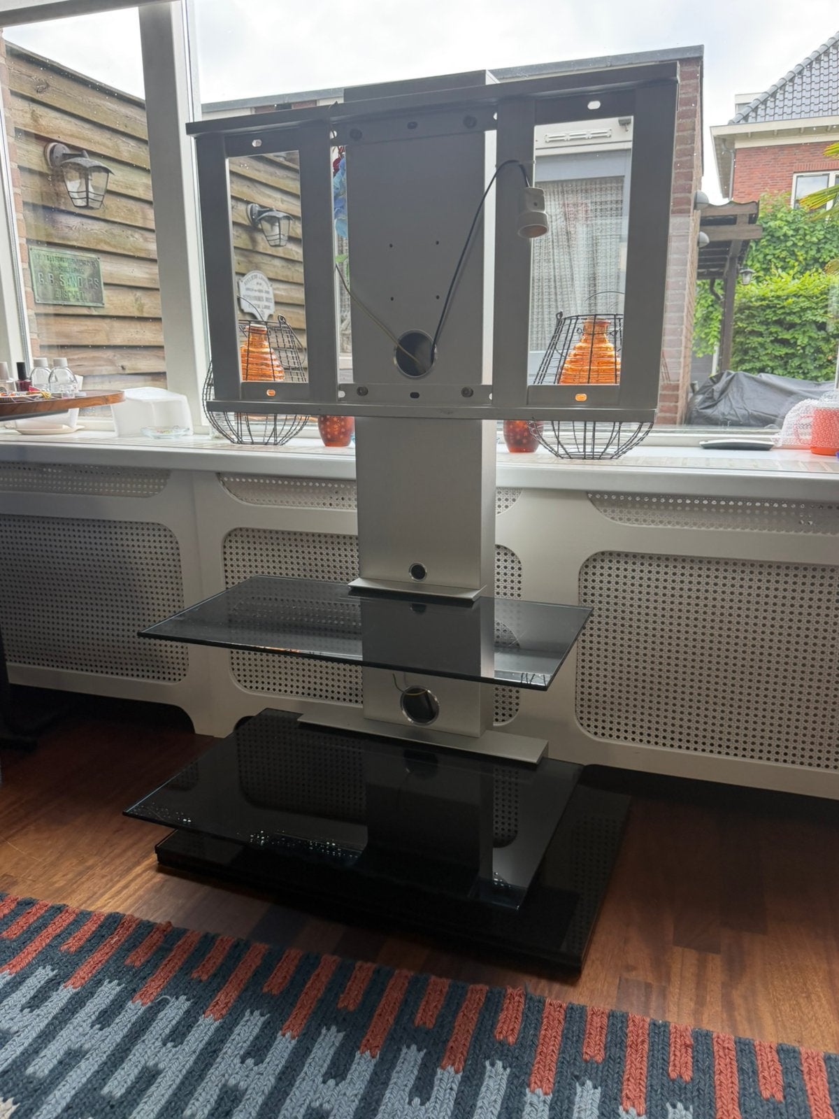 TV-meubel met glazen planken en TV-beugel, Huis en Inrichting, Kasten | Televisiemeubels, Ophalen, Gebruikt, 50 tot 100 cm, Glas