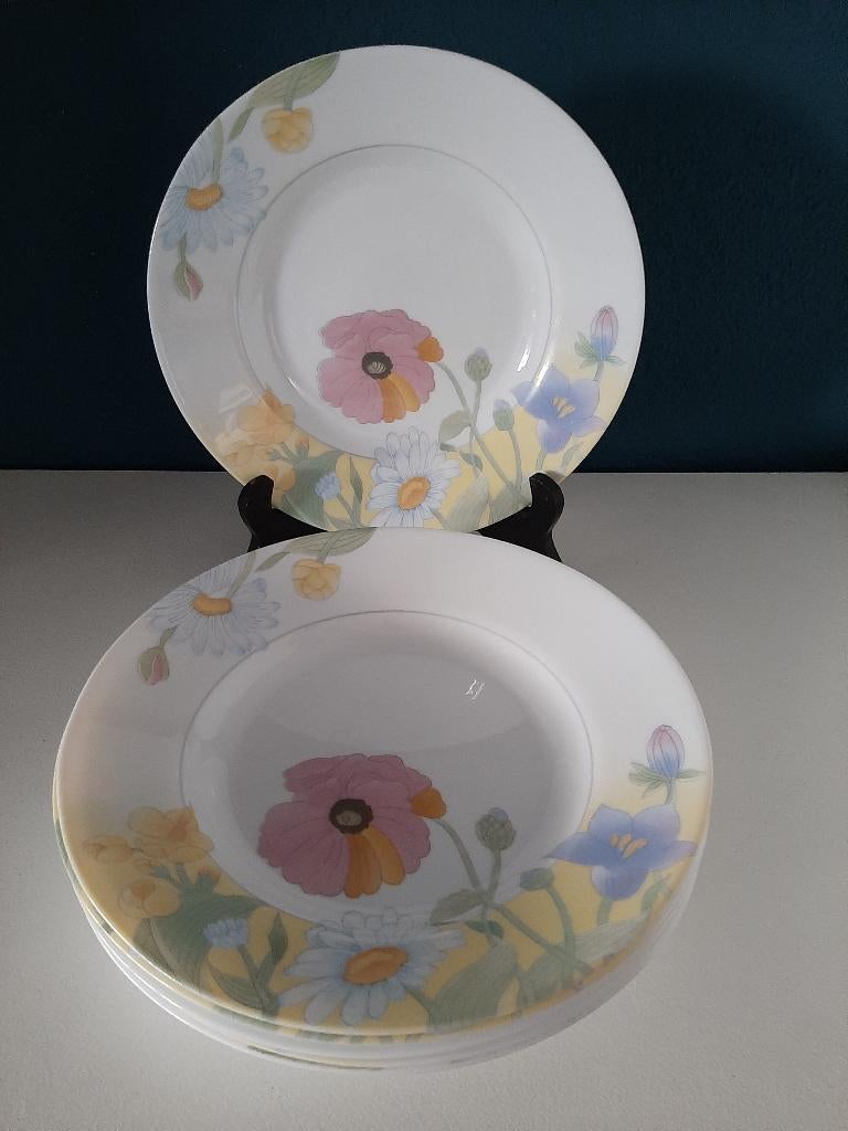 Zes Arcopal  diepe borden met klaproos, Ophalen of Verzenden, Bord(en), Overige stijlen, Glas