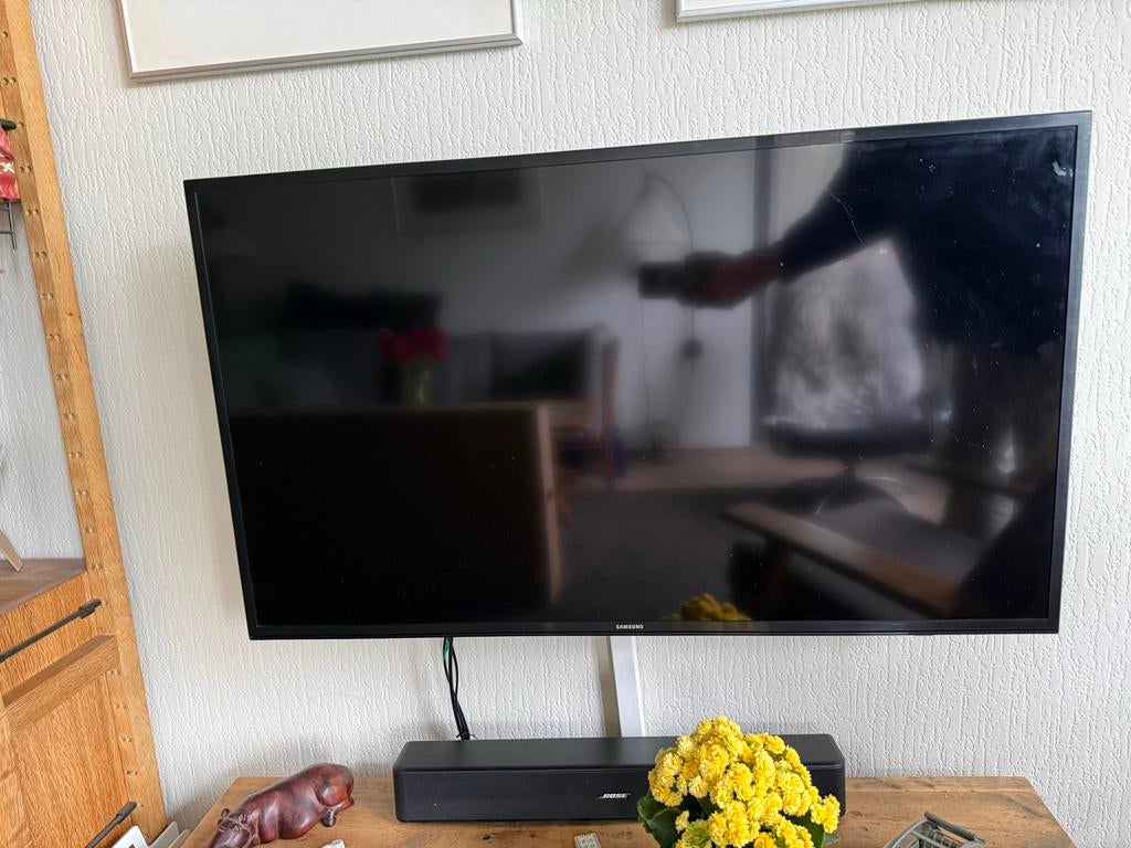 Samsung UE40MU6120W 4K UHD Smart TV (40 inch), Audio, Tv en Foto, Televisies, LED, 50 Hz, Ophalen of Verzenden, Zo goed als nieuw