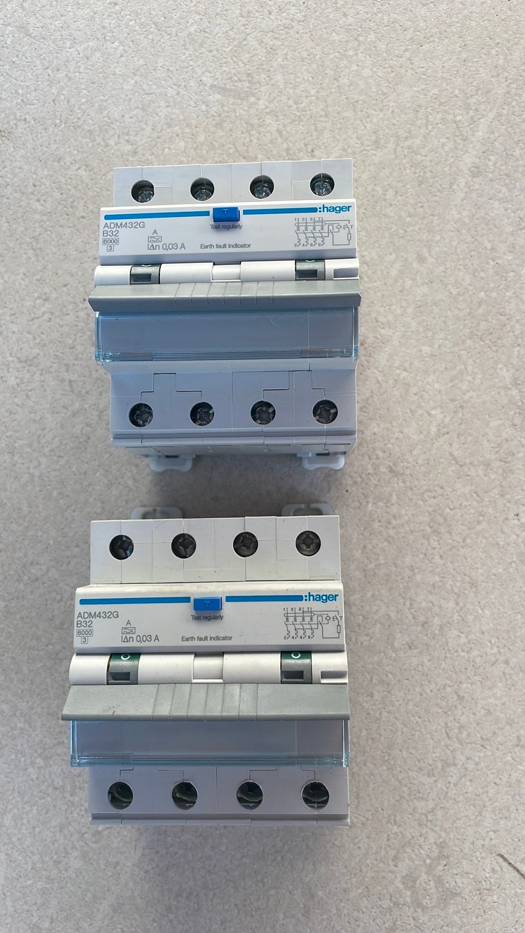 Hager aardlekautomaat 4 polig  B32 /C32, Ophalen of Verzenden, Zo goed als nieuw, Overige typen