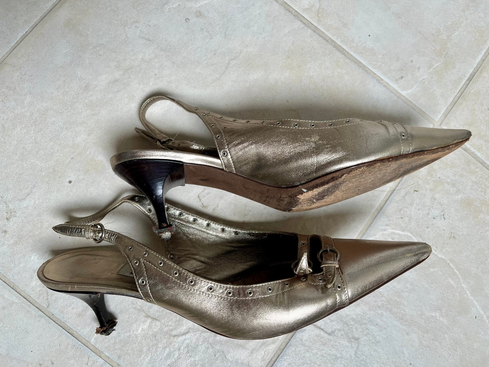 GOUDEN OPEN HAK PUMP MAAT 41 merk Ballin, Overige kleuren, Gedragen, Sandalen of Muiltjes, Ophalen of Verzenden