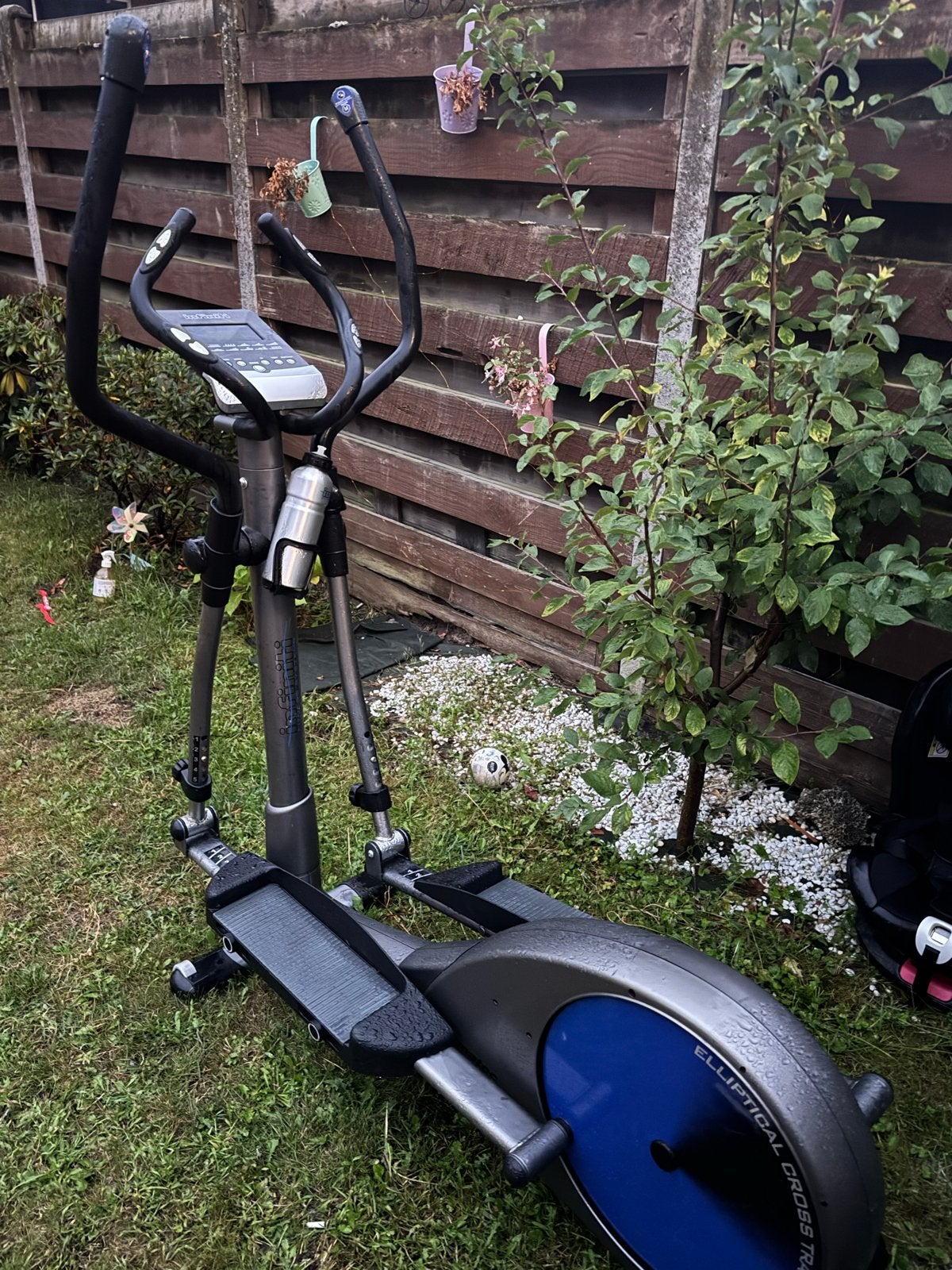 Crosstrainer in goede staat - Ideaal voor thuis fitness, Sport en Fitness, Armen, Ophalen of Verzenden, Zo goed als nieuw, Crosstrainer