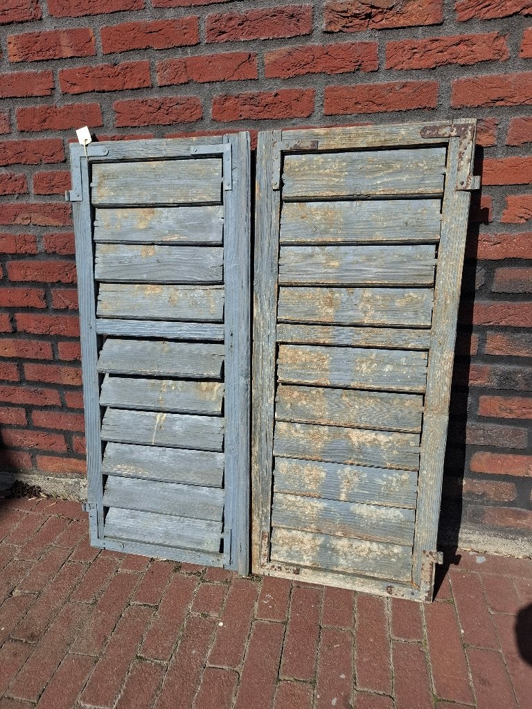Brocante Franse Louvre luiken in een supermooie kleur..., Ophalen