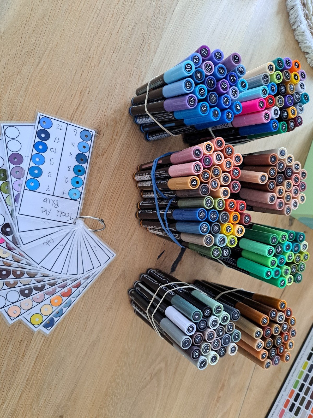 Tooli-Art Acrylverf Pennen Set - 171 Stuks met Kleurenkaart, Ophalen of Verzenden, Zo goed als nieuw, Acrylverf