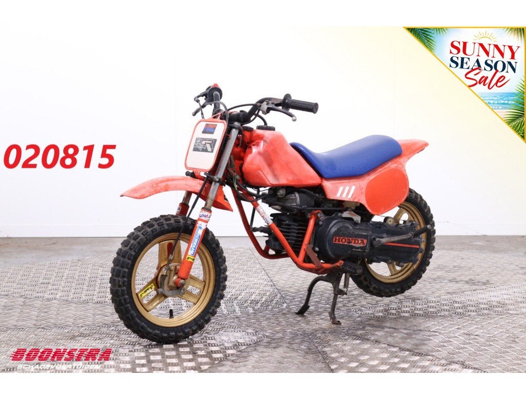 Honda QR50 (bj 1995), Fietsen en Brommers, Brommers | Oldtimers, Overige merken, Dopplerlaan 4
9207HC  DRACHTEN, NL, Boonstra Schadevoertuigen