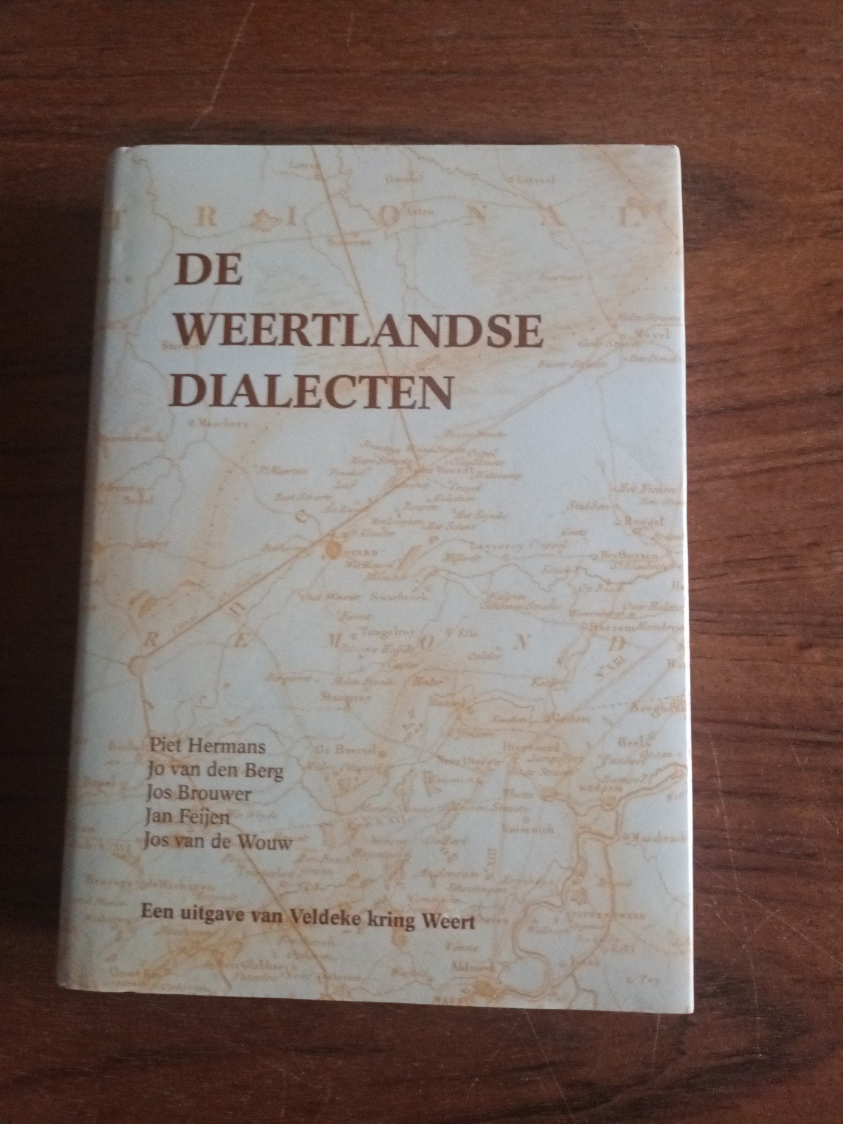 Hermans, Piet e,a	De Weertlandse dialecten, Ophalen of Verzenden, Zo goed als nieuw