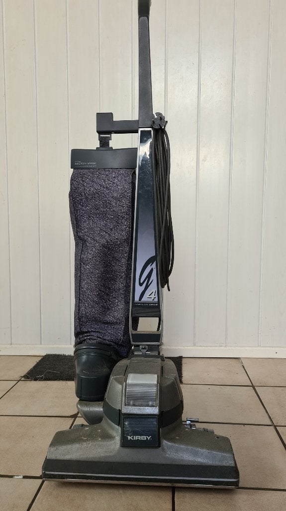 Kirby stofzuiger + accessoires, Witgoed en Apparatuur, Stofzuigers, Overige merken, Gebruikt, Geschikt voor harde vloeren, Steelstofzuiger